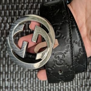 AuthentC Gucci belt, black leather